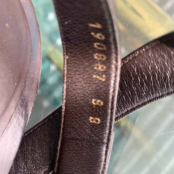 GUCCI Authentic Brown Leather High Heel Wooden Sandals with Gold Stud accents - Picture 8 of 8